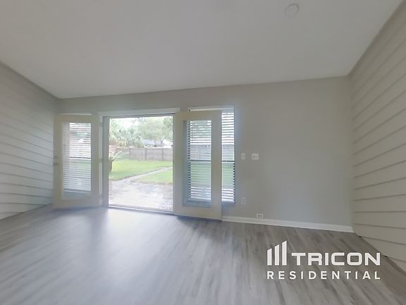 3rd image of 1619 Village Way