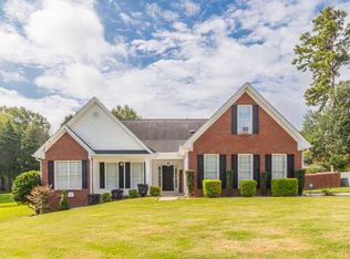2876 Club Forest Dr SE, Conyers, GA 30013