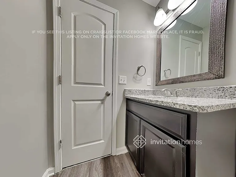 2402 King Malcolm Ln — Photo 18
