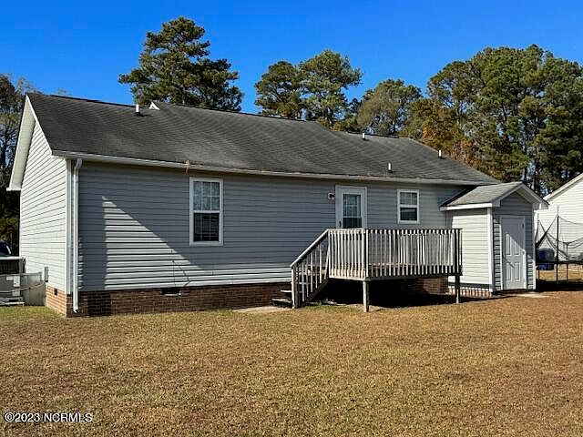 2nd image of 1305 Brentwood Drive