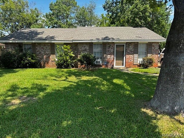 1st image of 5445 Cathy Dr