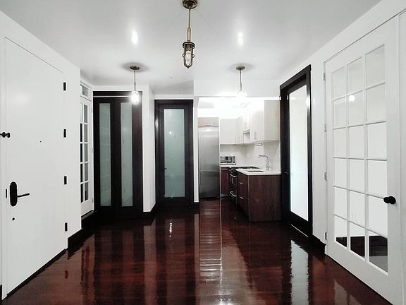 4th image of 246 N 6th St #3FF