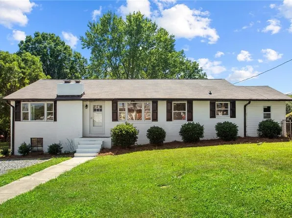 3826 Talcott Ave, Winston Salem, NC 27106