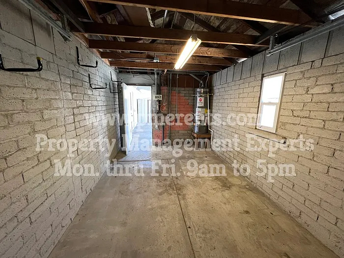 1759 Middlefield Ave — Photo 5