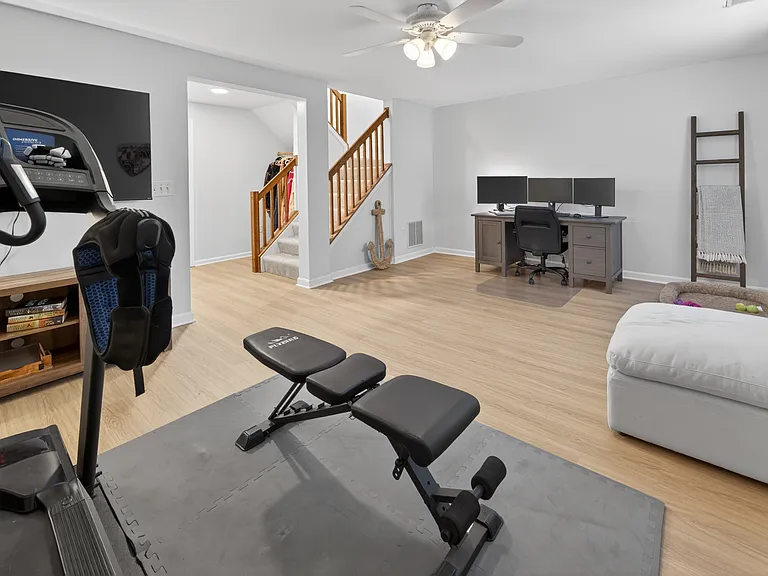 149 Quiet Waters Pl — Photo 20
