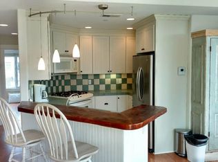 325 Riverview Ave, Capitola, CA 95010