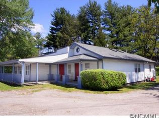 843 Ecusta Rd, Brevard, NC 28712