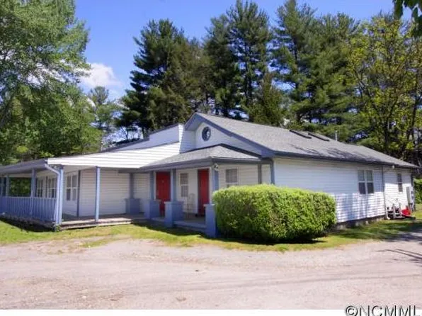 843 Ecusta Rd, Brevard, NC 28712