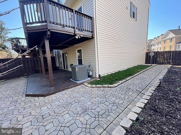2nd image of 7063 Kings Manor Dr