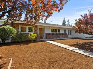 524 Harrington Ave, Los Altos, CA 94024