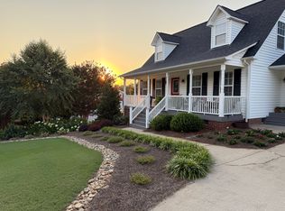 312 Home Place Dr, Easley, SC 29640