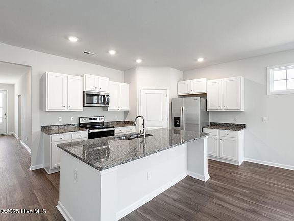 7th image of this home