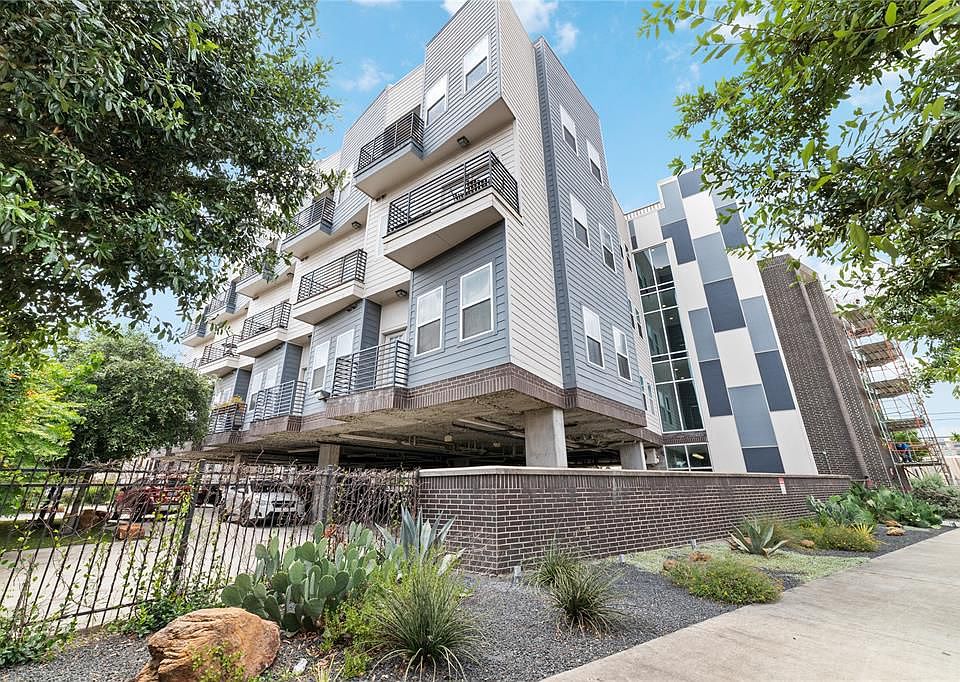 1st image of 1011 Studemont St #109