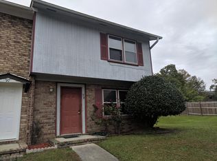 99 Bassett Ct, Goose Creek, SC 29445
