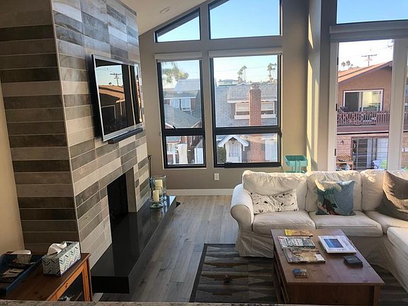 5th image of 308 35th St APT B