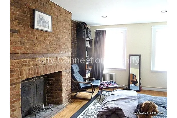 Rented by City Connections Realty | media 12