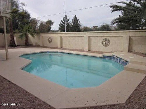 2nd image of 1100 N Aspen Dr