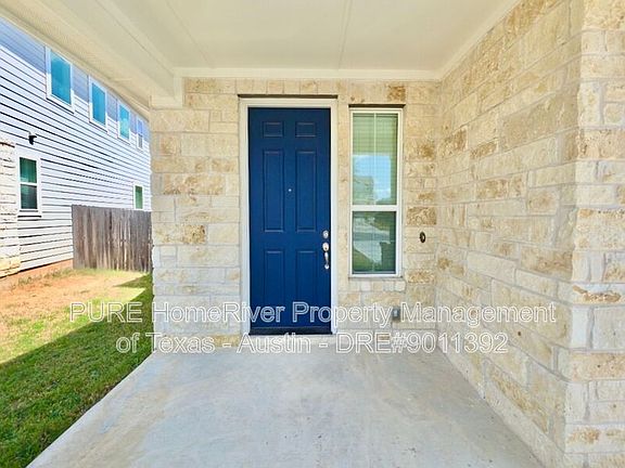 2nd image of 204 Riverhill Cv