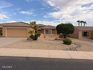 3 bed, 2.0 bath, 1950 sqft, $2,000 — Photo 1