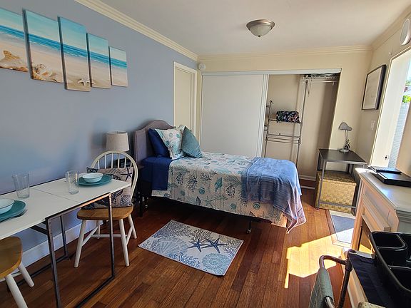 3rd image of 1442B Pacific Beach Dr