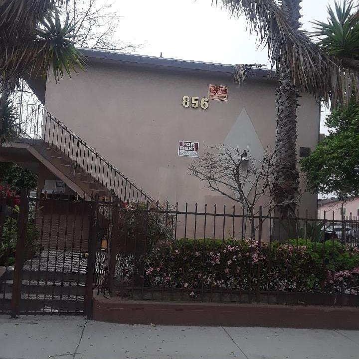 1st image of 856 W 42nd St APT 6