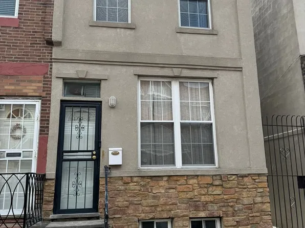 2445 S Watts St, Philadelphia, PA 19148