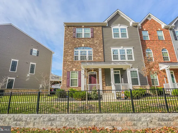 18343 Reaper Hill Ct Unit 52, Triangle, VA 22172