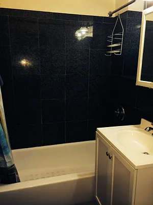 Rented by Astoria Realty | media 10