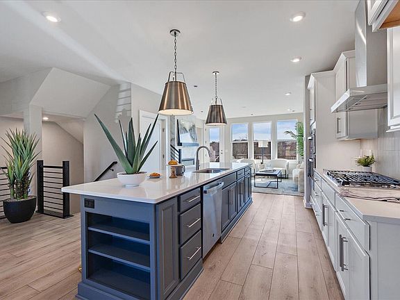 5th image of 272 Meridian Way #8-603