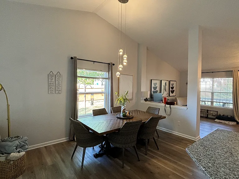 218 Walter Ct — Photo 47