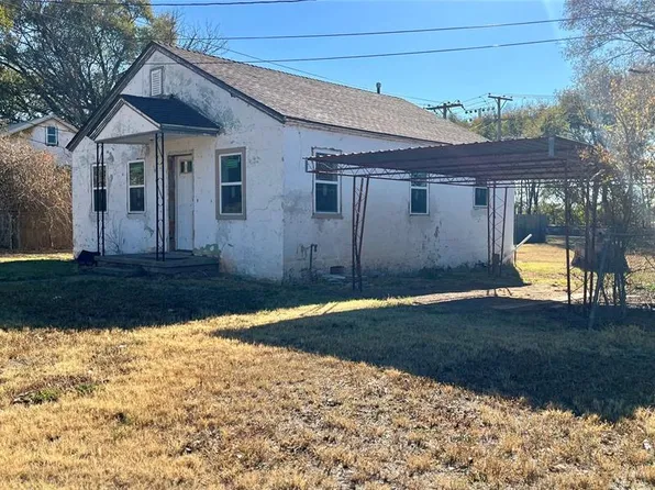 406 E Poplar Ave, Sayre, OK 73662