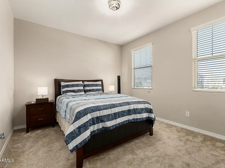 18427 W Pasadena Ave — Photo 14
