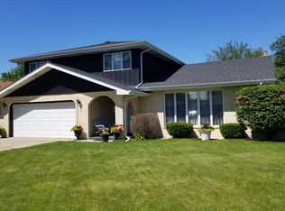 18424 De Jong Ln, Lansing, IL 60438