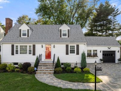 5 Sachem Rd, Needham, MA, 02494