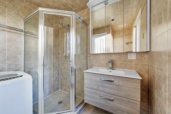 Sold by Alina Levina, LREB | media 4