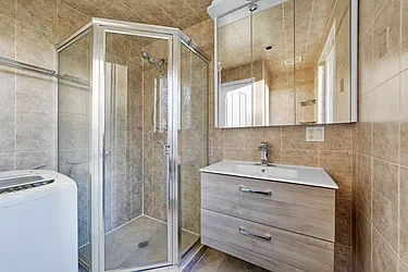 Sold by Alina Levina, LREB