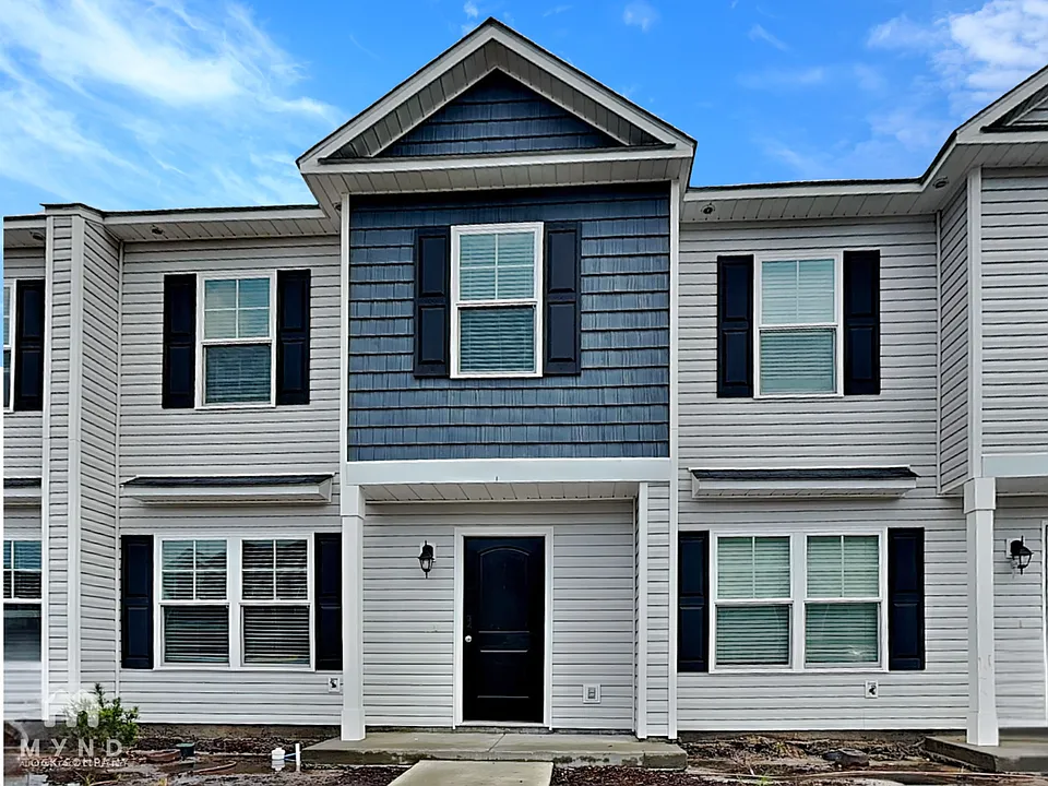 8 Cardinal Ct