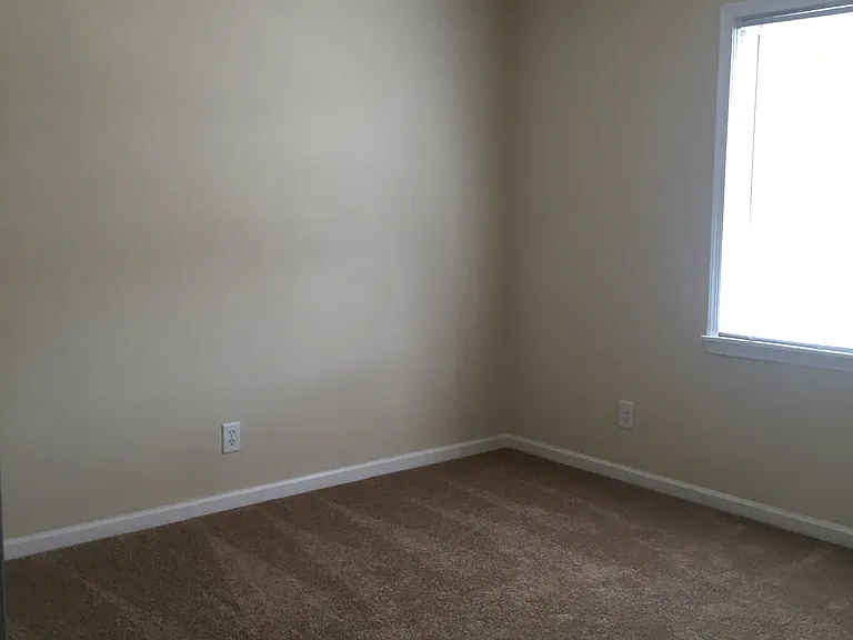 1 Pennsylvania Rd #4 — Photo 23