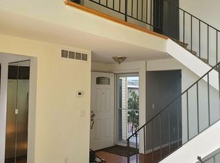 15 Brimsdown Cir, Fairport, NY 14450