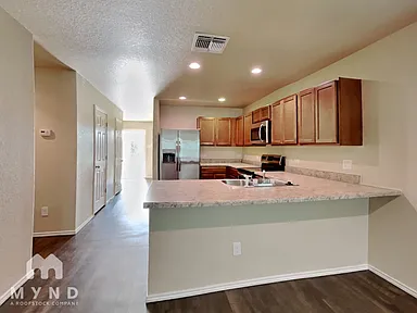 3 Bed, 2 Bath Tour 2