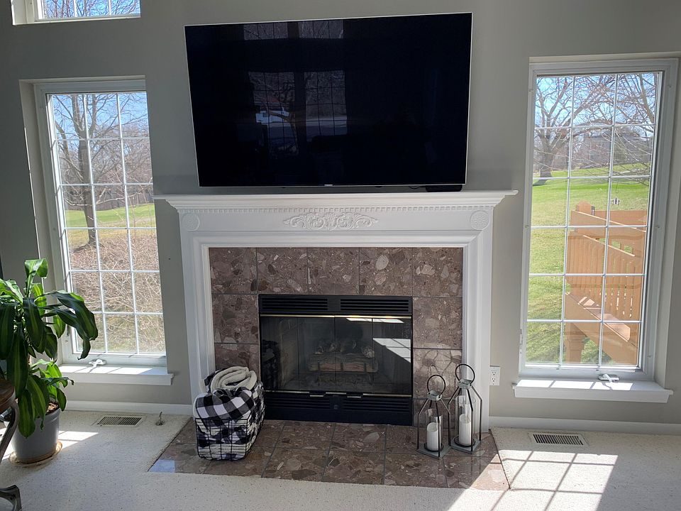 1st image of 1440 Highland Dr #819