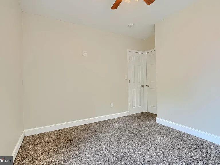 6110 Everall Ave — Photo 17