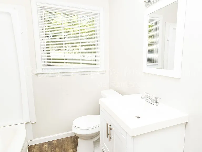 5200 Fagan St — Photo 11