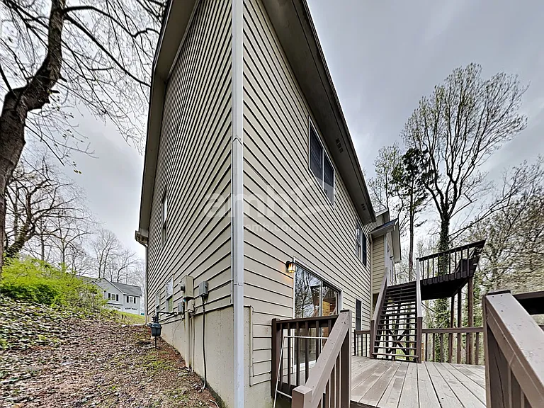 468 Springfield Dr — Photo 21
