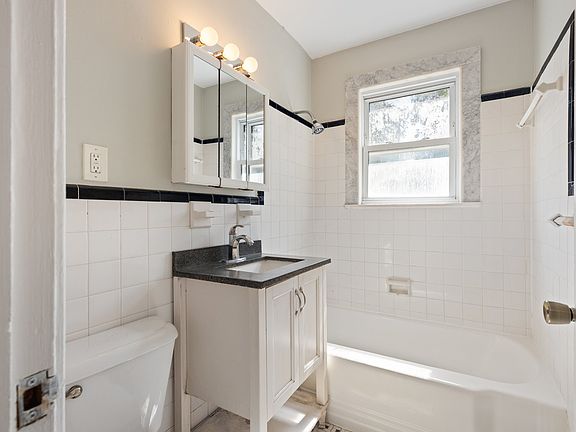 5th image of 9640 Sherwood Pl APT 2