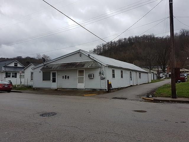 1st image of 1026 E 6th St