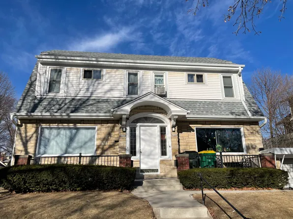 2102 E Beverly Rd, Milwaukee, WI 53211
