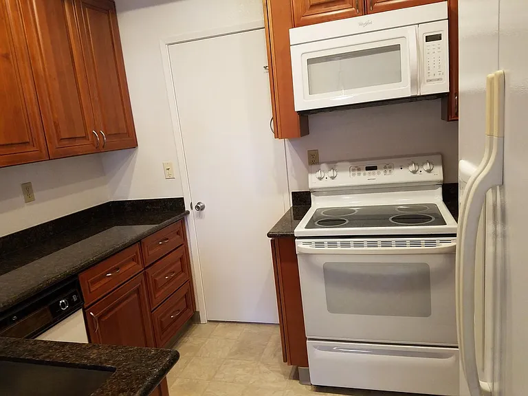 25930 Kay Ave #109 — Photo 8