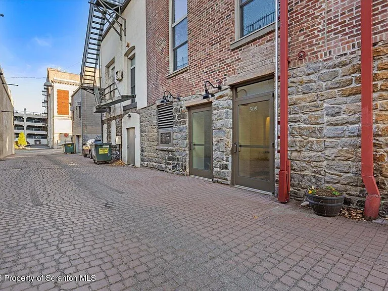 509 Bogart Pl #202 — Photo 28