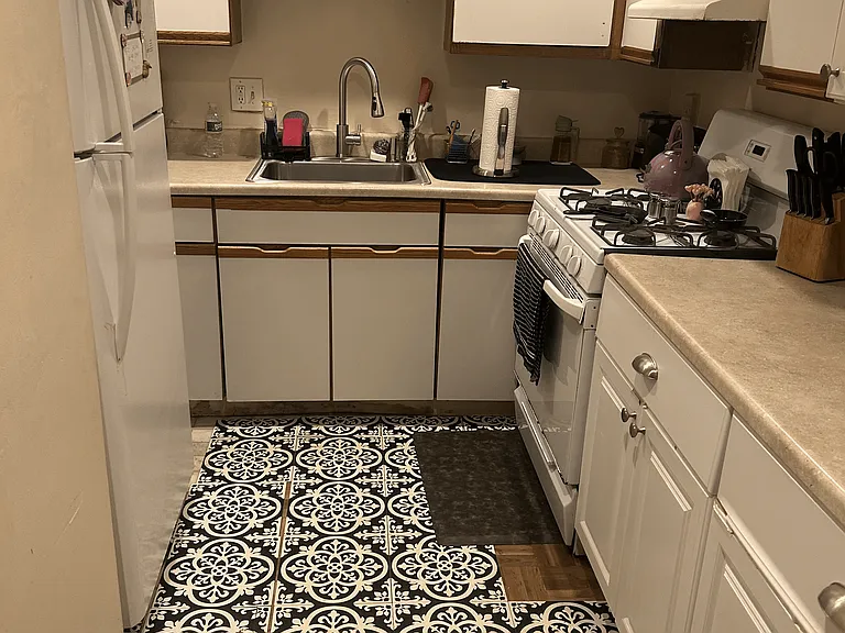 351 Pawtucket Blvd #7 — Photo 4